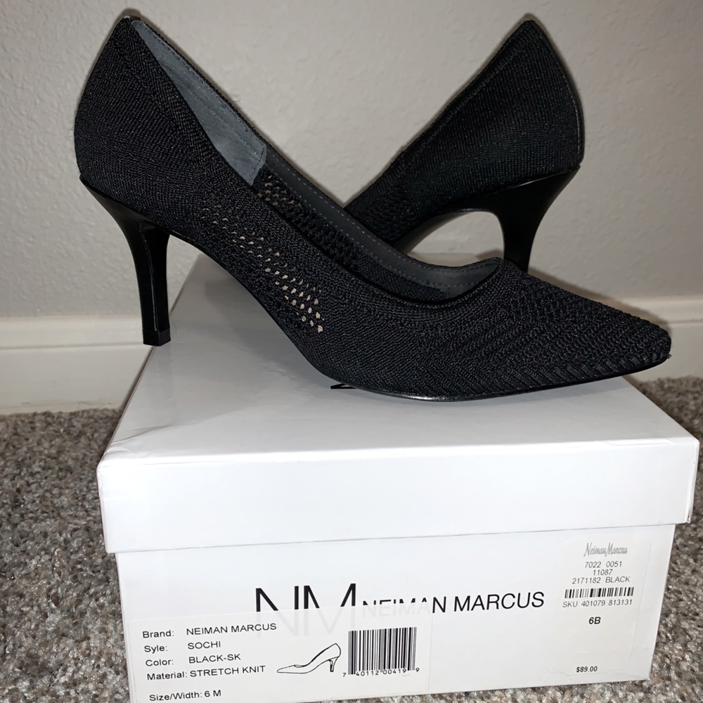 Neiman Marcus Black knit pump